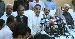 Farooq Sattar tried to stop CJPs Karachi visit: Zulifqar Mirza 